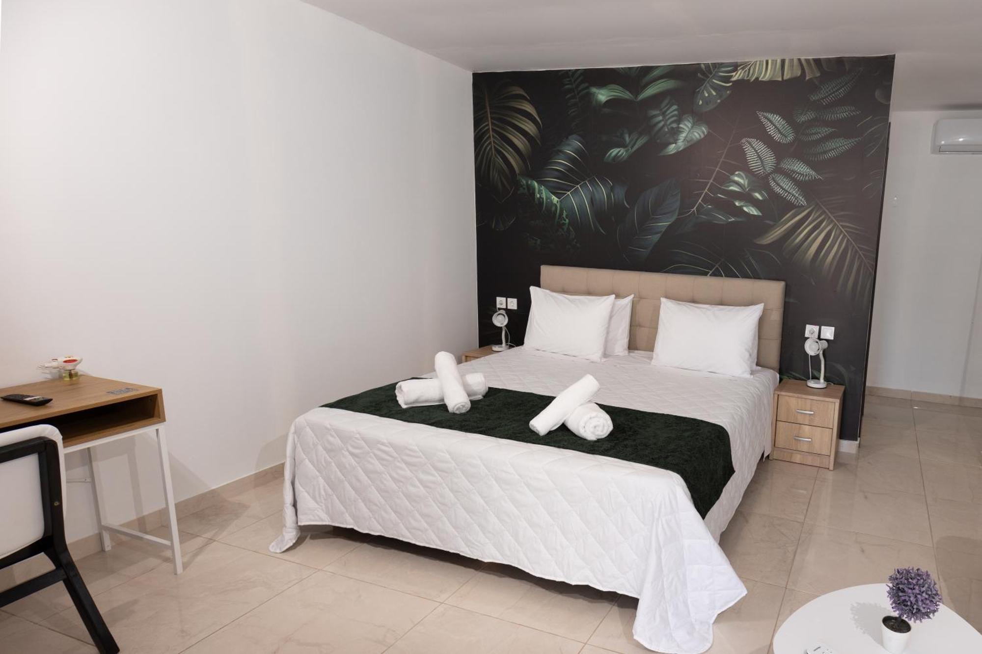Bamboo Suites Hotel イアリソス エクステリア 写真